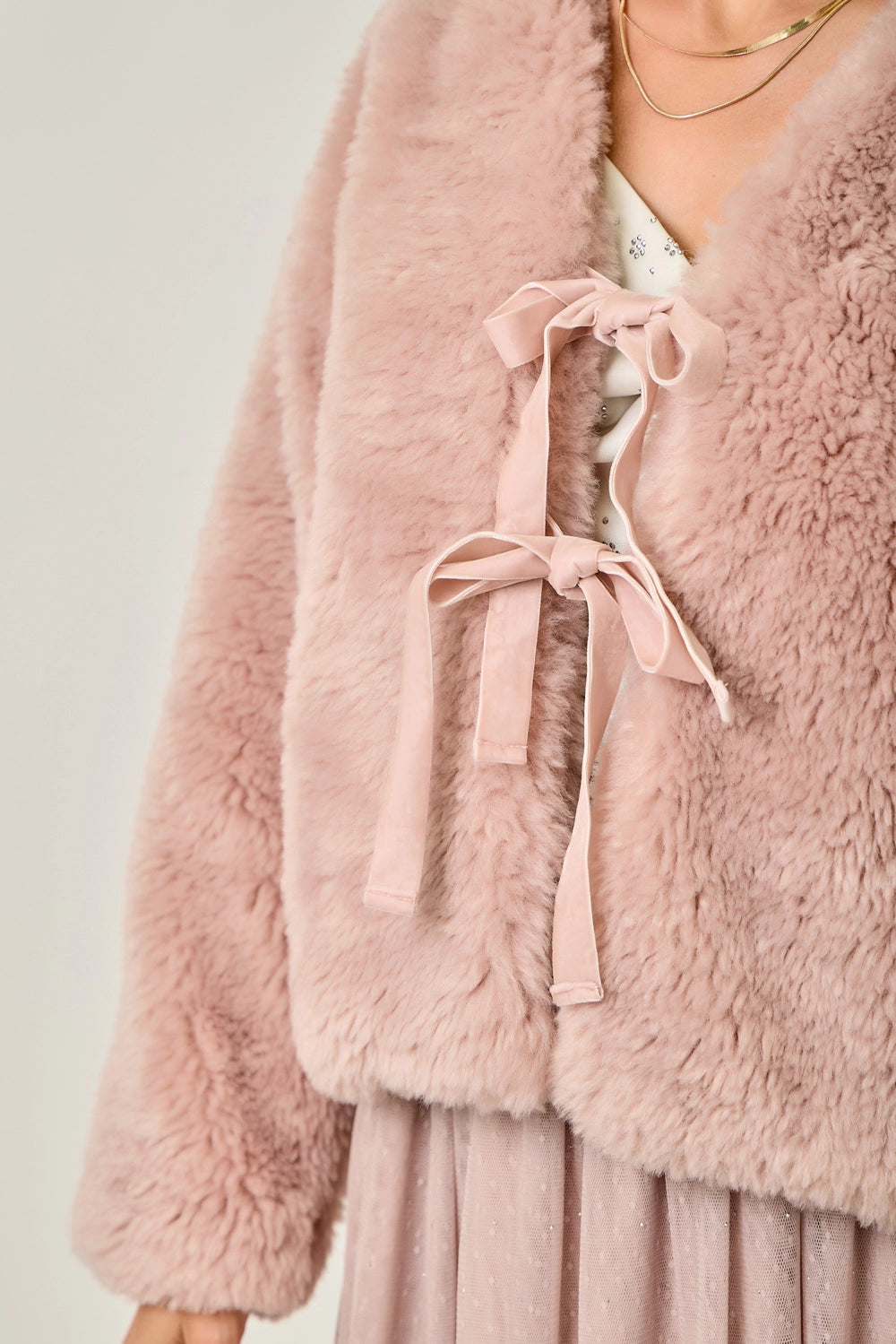 Mystree Winter Rose Bow Tie Fur Jacket