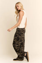 Davi & Dani Sleeveless Cream Knit Tank Top