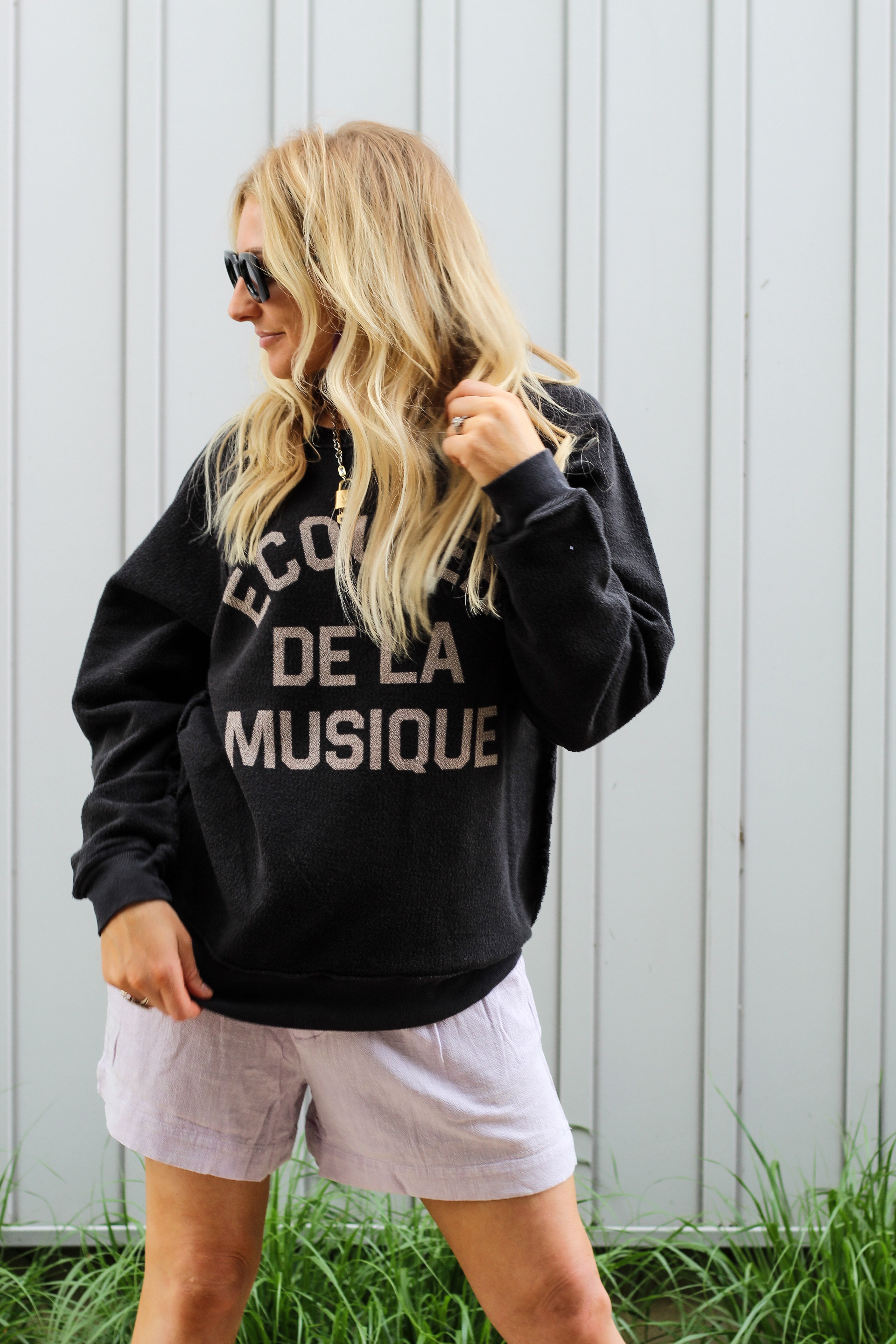 Écouter De La Musique Crewneck