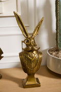 E + E Eric Bust