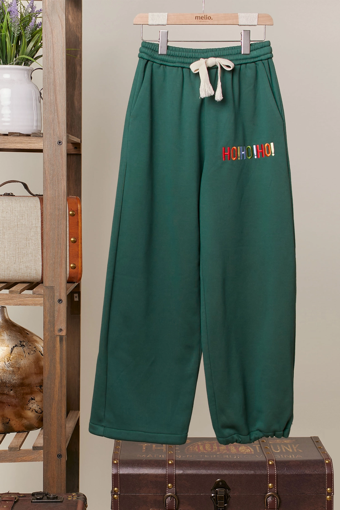 Mello Christmas Sweatpants