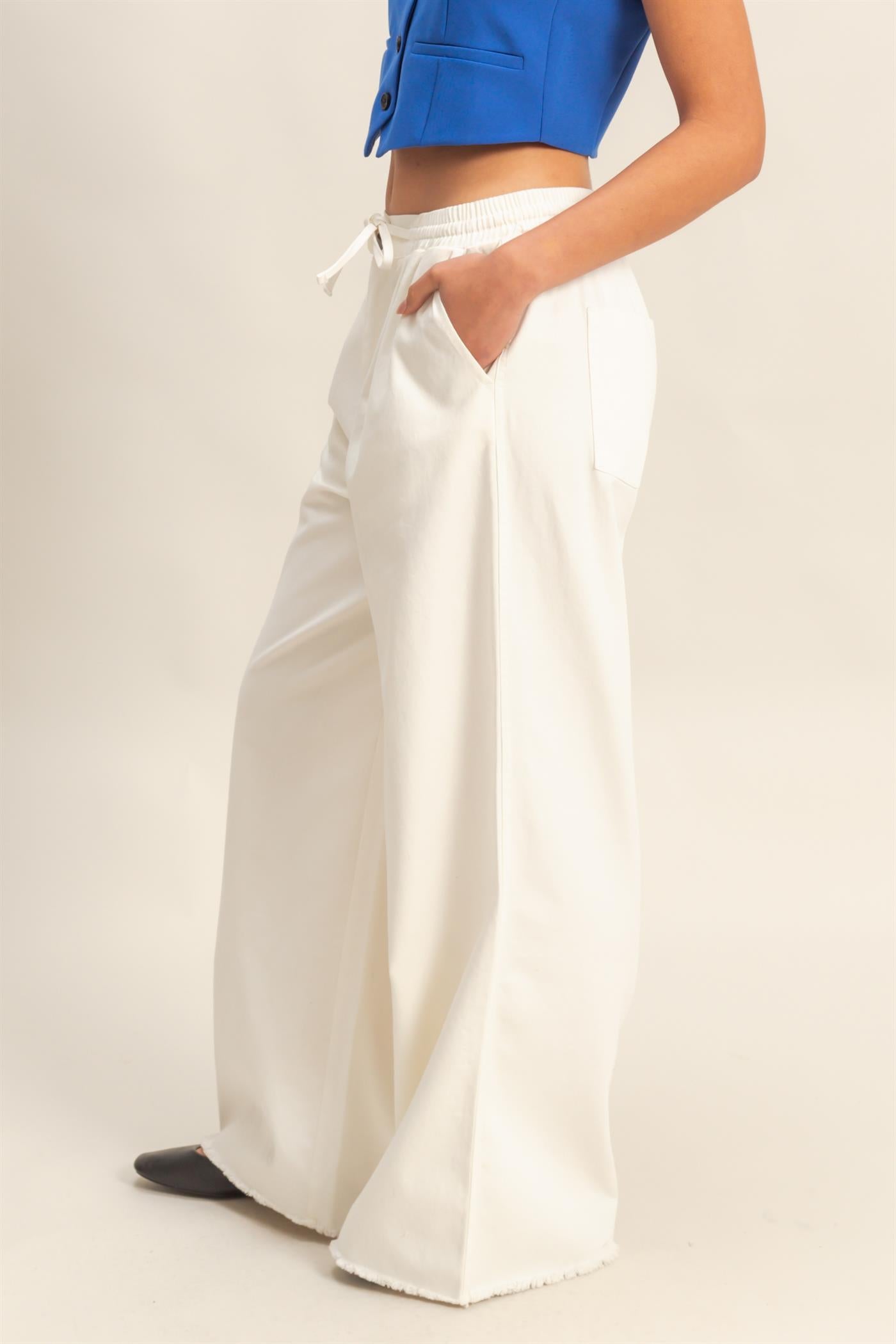 Elasticized Waist Loose Fit Jeans